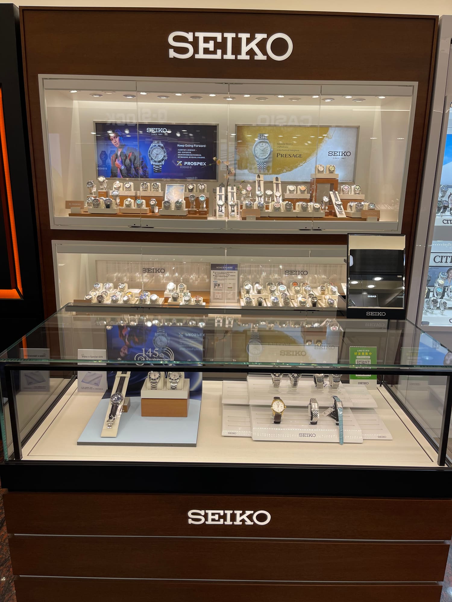 FORMOSA31 門市內 Seiko 精工 專櫃實景